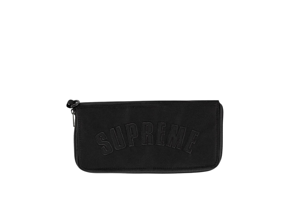 The north store face supreme wallet