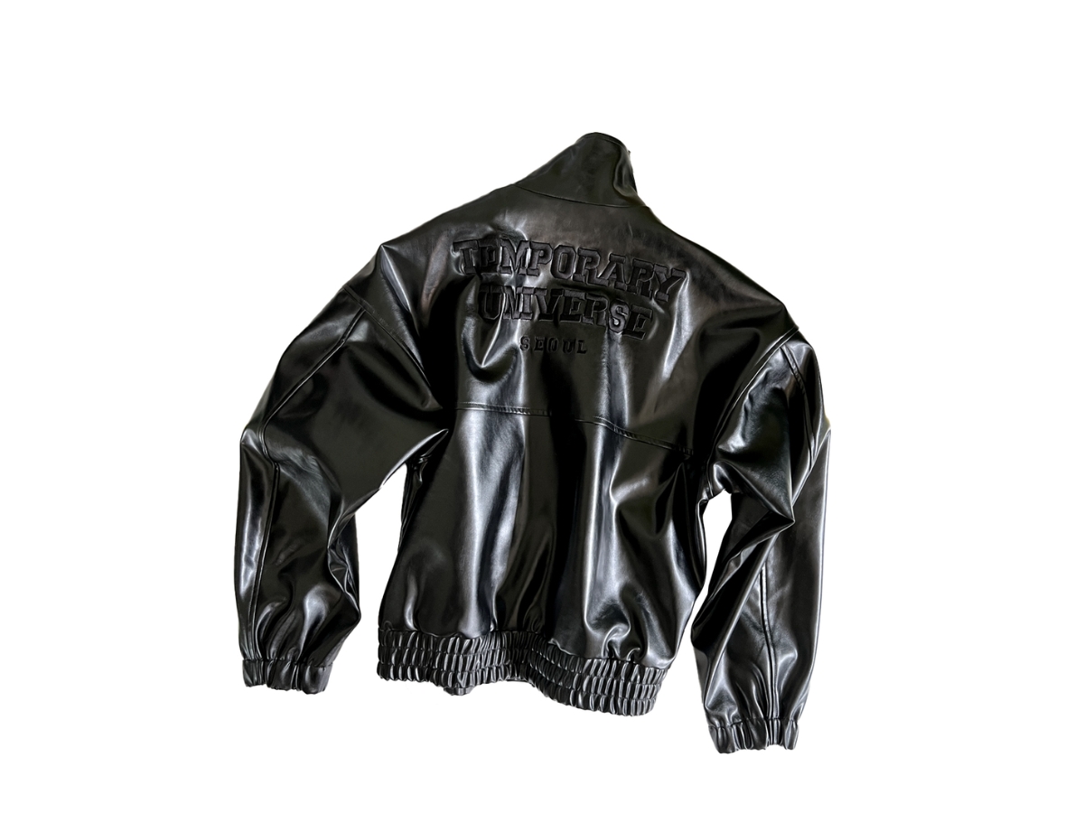 https://d2cva83hdk3bwc.cloudfront.net/temporary-universe-eco-leather-oversized-jacket-black-2.jpg