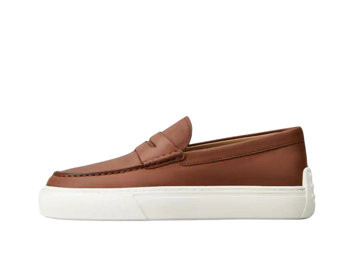 https://d2cva83hdk3bwc.cloudfront.net/tods-espstslb-tod-s-loafers-brown-2.jpg