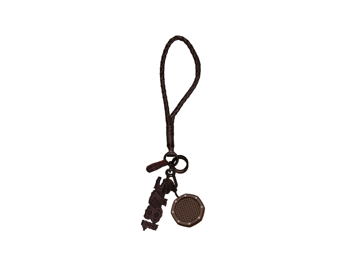 ช้อป Travis Scott CJ X AP Keychain Brownของแท้ที่ SASOM