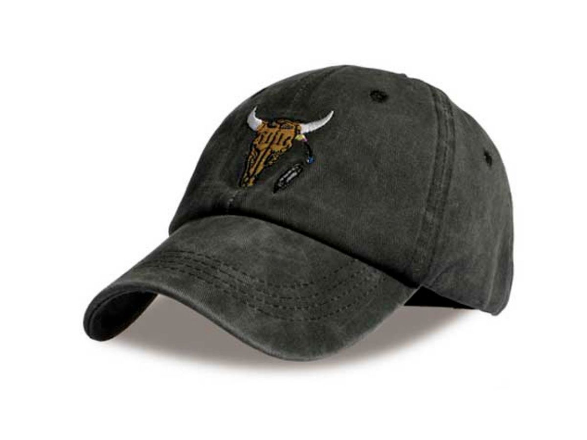 https://d2cva83hdk3bwc.cloudfront.net/travis-scott-rodeo-hat-tour-cactus-strapback-baseball-cap-tour-merch-1.jpg