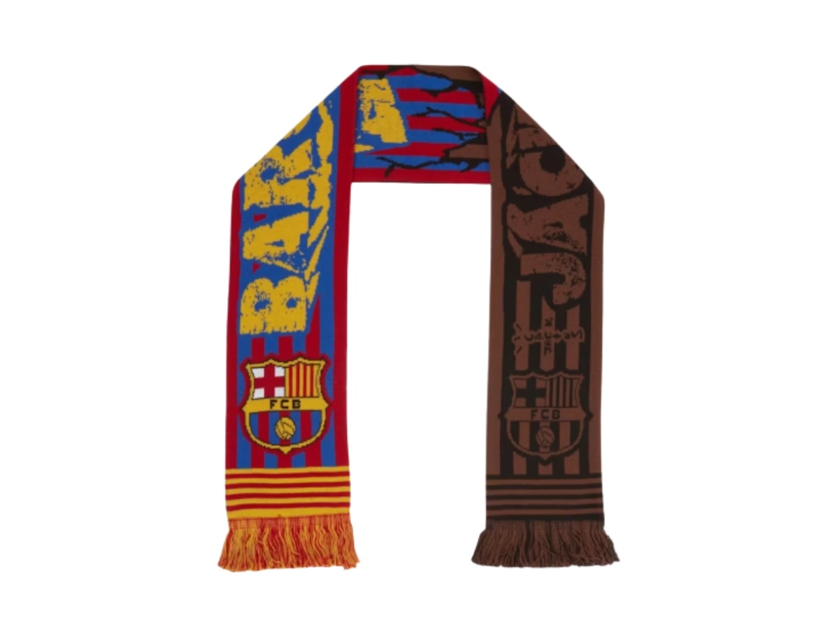 https://d2cva83hdk3bwc.cloudfront.net/tvs-scatsxfbjfcsm-travis-scott-x-fc-barcelona-jack-football-club-scarf-multicolor-1.jpg