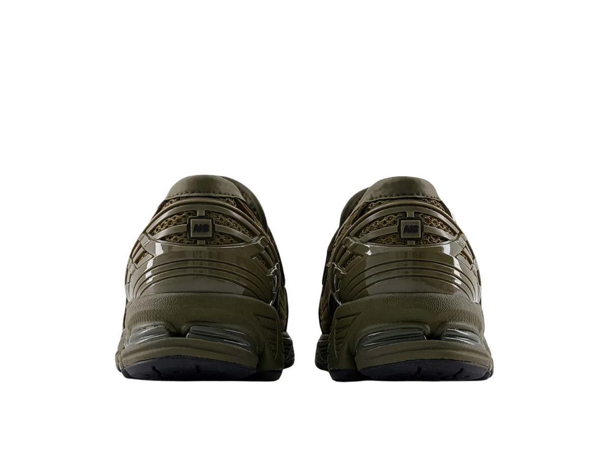 https://d2cva83hdk3bwc.cloudfront.net/u1906lnv-new-balance-1906l-olive-4.jpg