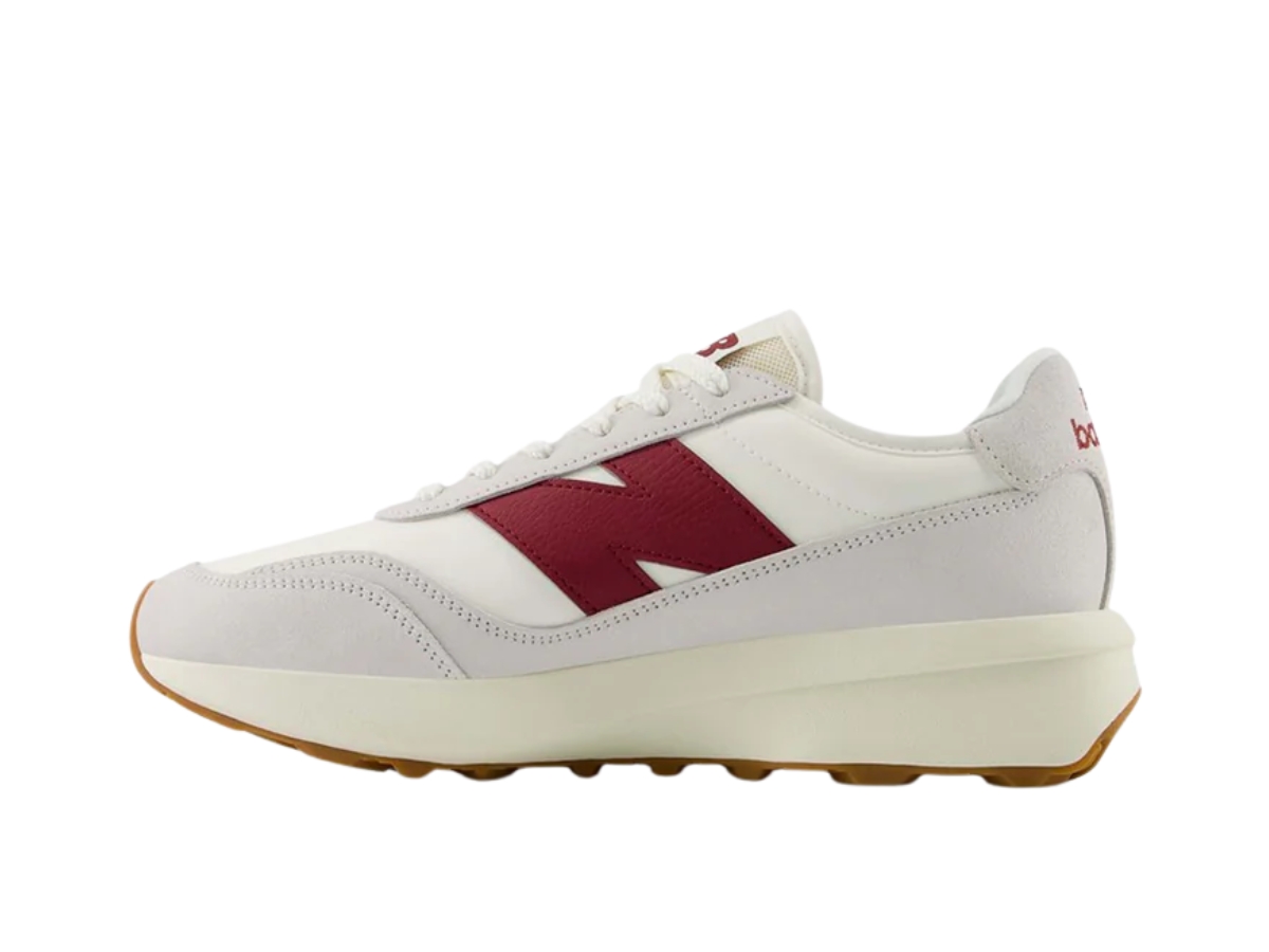 https://d2cva83hdk3bwc.cloudfront.net/u370cb-new-balance-370-classic-crimson-2.jpg