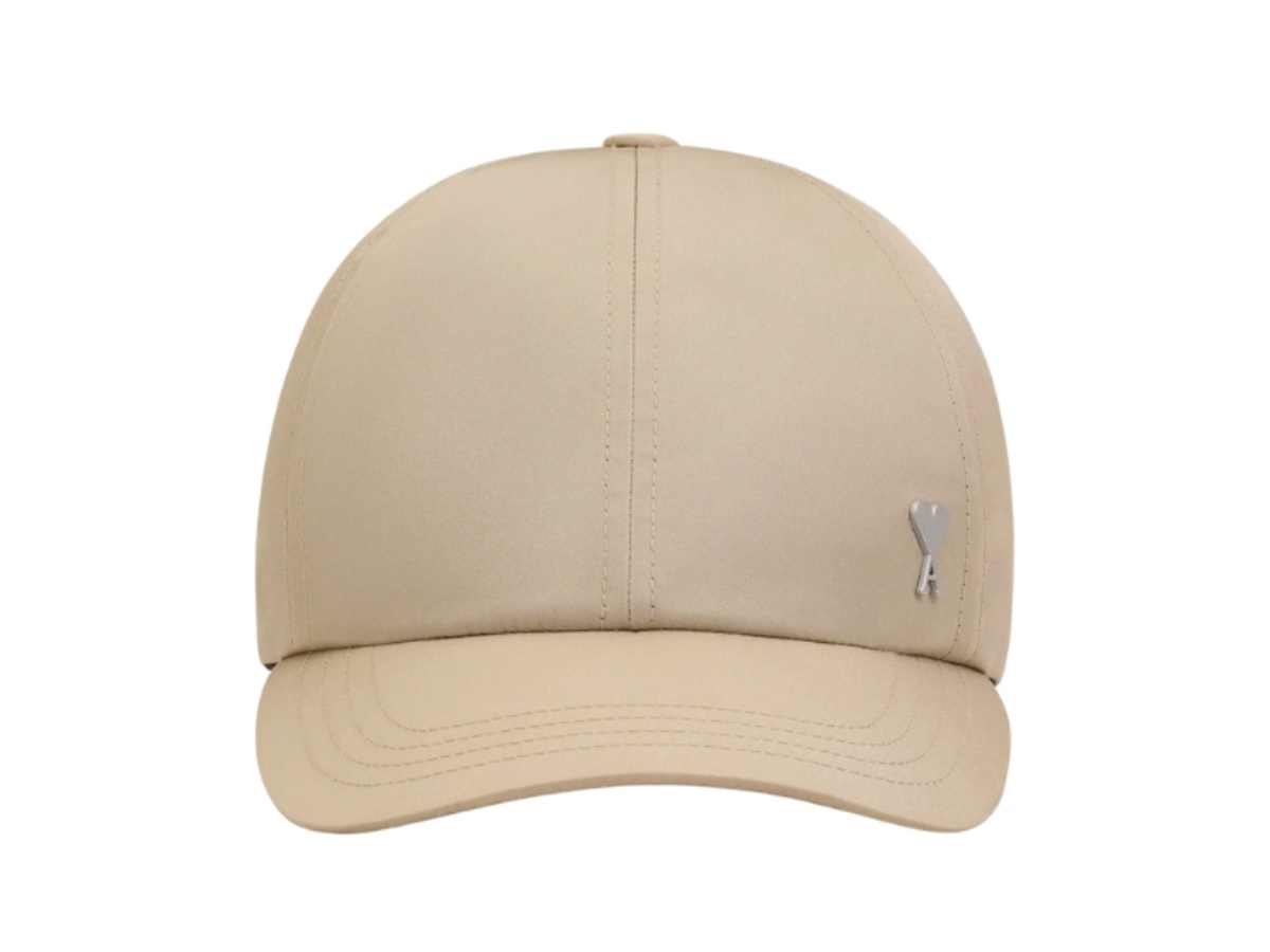 https://d2cva83hdk3bwc.cloudfront.net/ucp268-pa0037-a036-ami-paris-de-coeur-stud-cap-beige-nylon-taupe-beige-2.jpg