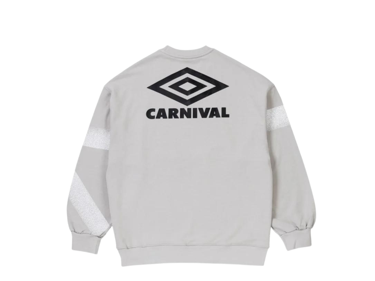 https://d2cva83hdk3bwc.cloudfront.net/umbro-x-carnival-m-sweater-off-white-2.jpg