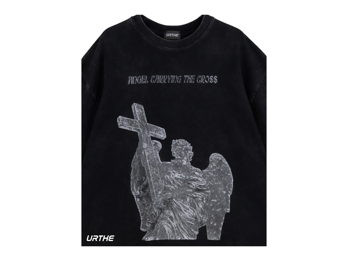 https://d2cva83hdk3bwc.cloudfront.net/urthe-bleached-oversized-t-shirt-angel-carrying-2.jpg
