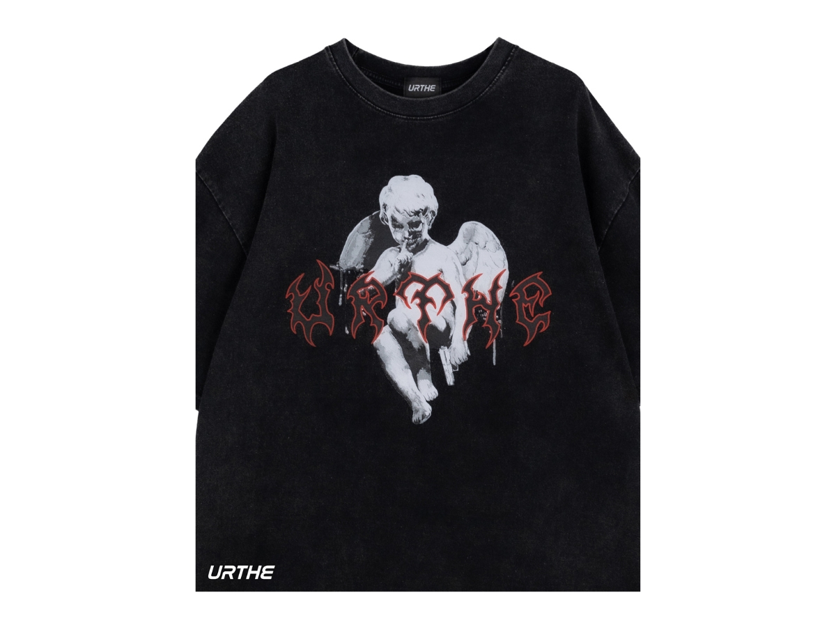 https://d2cva83hdk3bwc.cloudfront.net/urthe-bleached-oversized-t-shirt-cupid-and-death-2.jpg