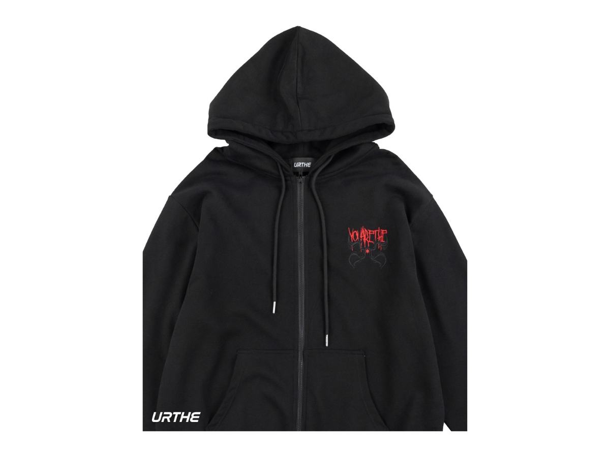 https://d2cva83hdk3bwc.cloudfront.net/urthe-jk-hoodie---black---4.jpg