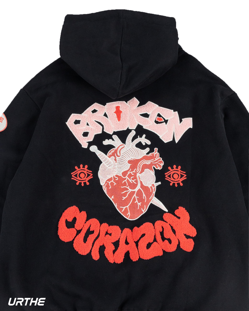 https://d2cva83hdk3bwc.cloudfront.net/urthe_urthe-broken-corazon-hoodie-black-5.jpg
