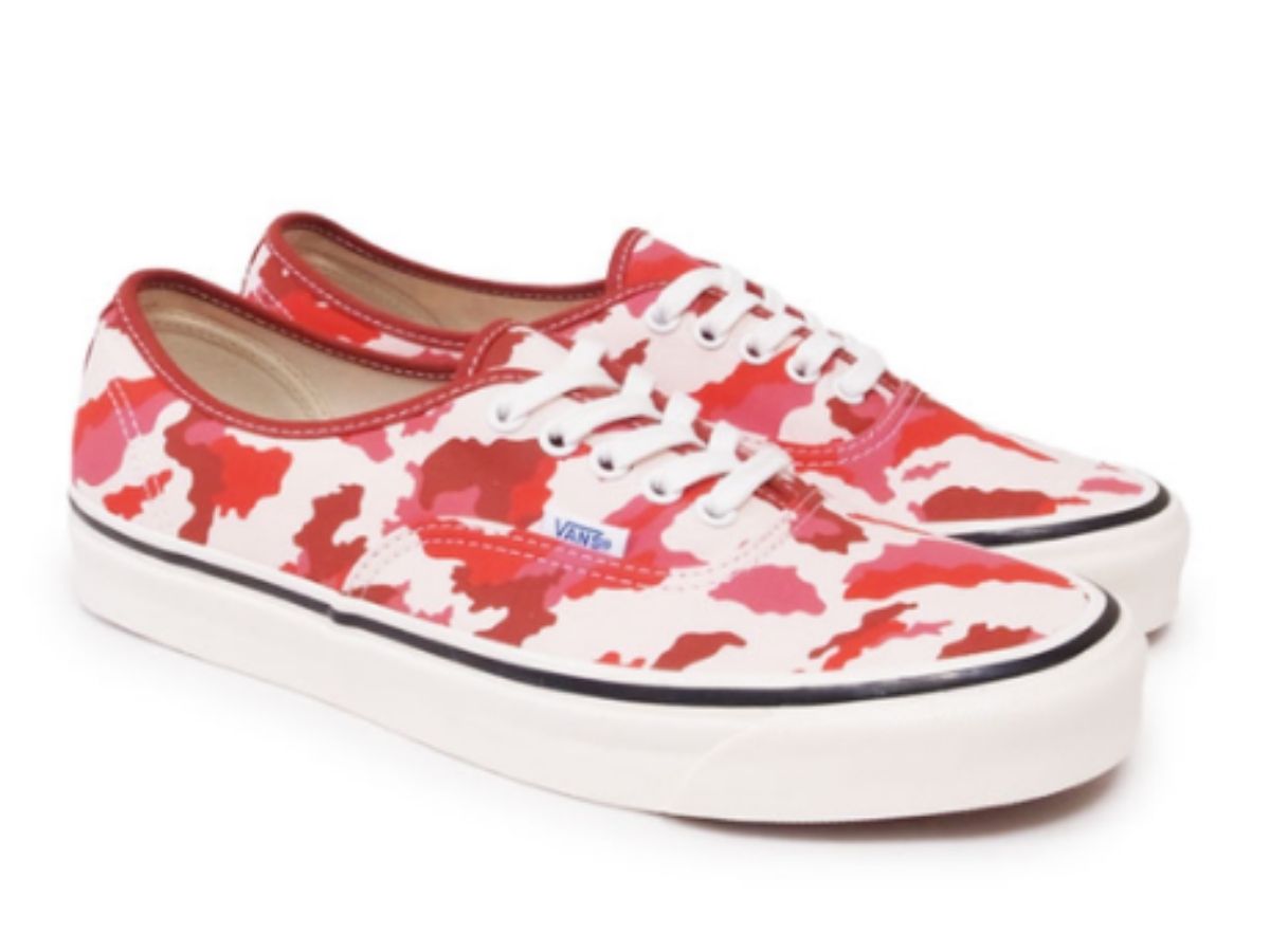 https://d2cva83hdk3bwc.cloudfront.net/vans-authentic-44-dx-anaheim-factory-camo-red-3.jpg