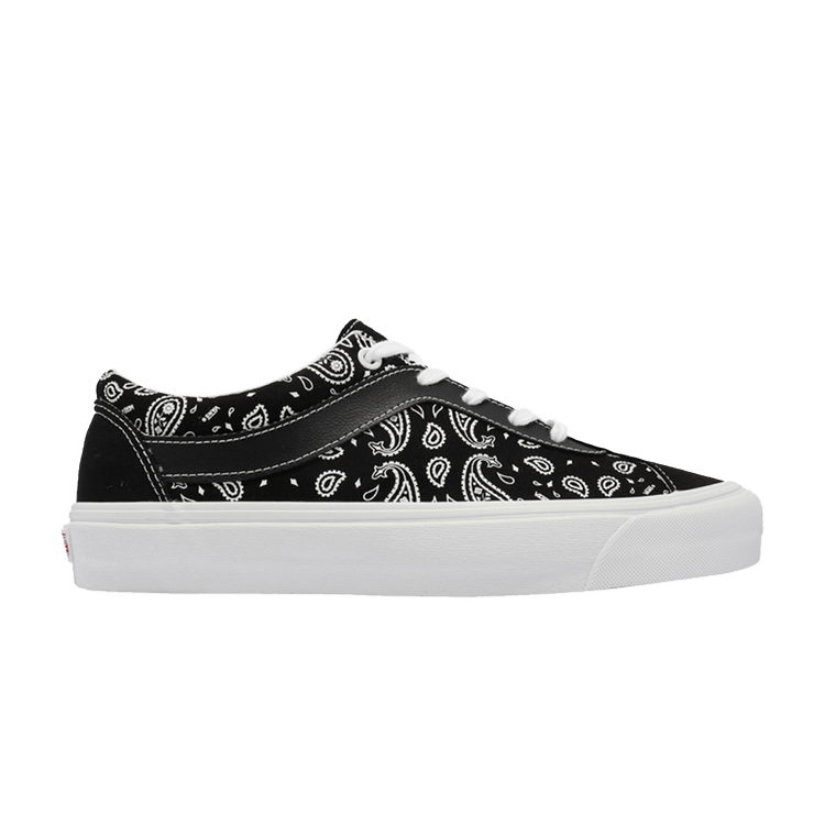https://d2cva83hdk3bwc.cloudfront.net/vans-bold-ni-paisley-black-1.jpg