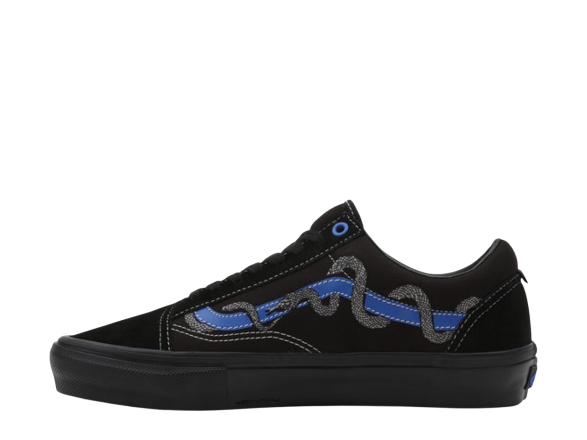https://d2cva83hdk3bwc.cloudfront.net/vans-breana-geering-skate-old-skool-blue-black-2.jpg