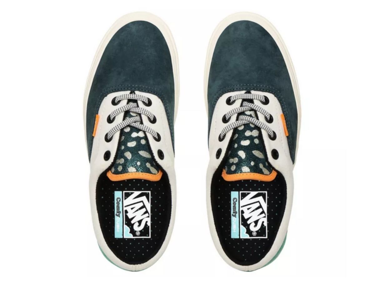 https://d2cva83hdk3bwc.cloudfront.net/vans-comfycush-era-bugs---balsam-marshmallow-3.jpg