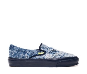 Buy Vans Vault Slip-on LX FDMTL (2021) at Sasom – Authentic and Ready to Ship