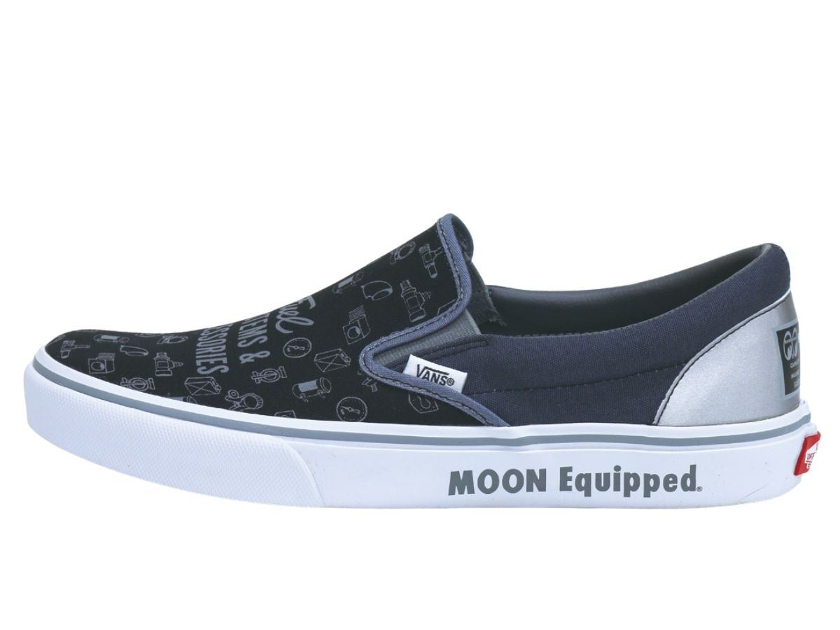 https://d2cva83hdk3bwc.cloudfront.net/vans-japan-x-mooneyes--yokohama-hot-rod-custom-show--slip-on--2016--3.jpg