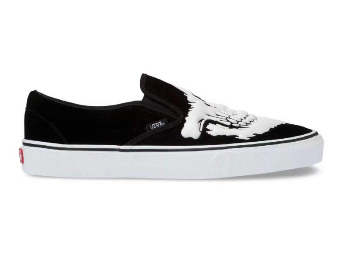 https://d2cva83hdk3bwc.cloudfront.net/vans-jawbones-slip-on-black-1.jpg