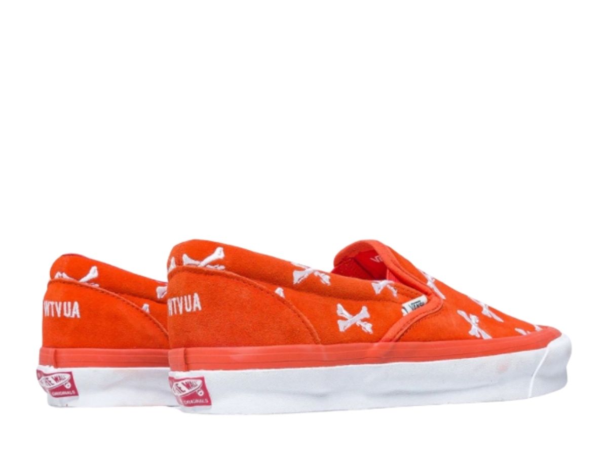 https://d2cva83hdk3bwc.cloudfront.net/vans-og-classic-slip-on-lx-x-wtaps---bones-orange-3.jpg