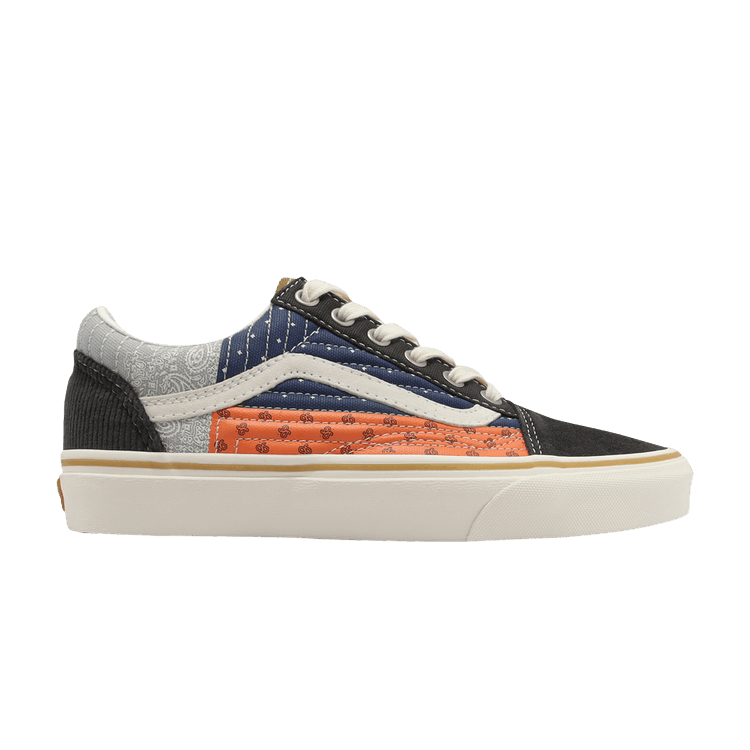 VANS★OLD SKOOL QUILTED BANDANA★兼用 Vans Old Skool Quilted Bandana available and retailing for S