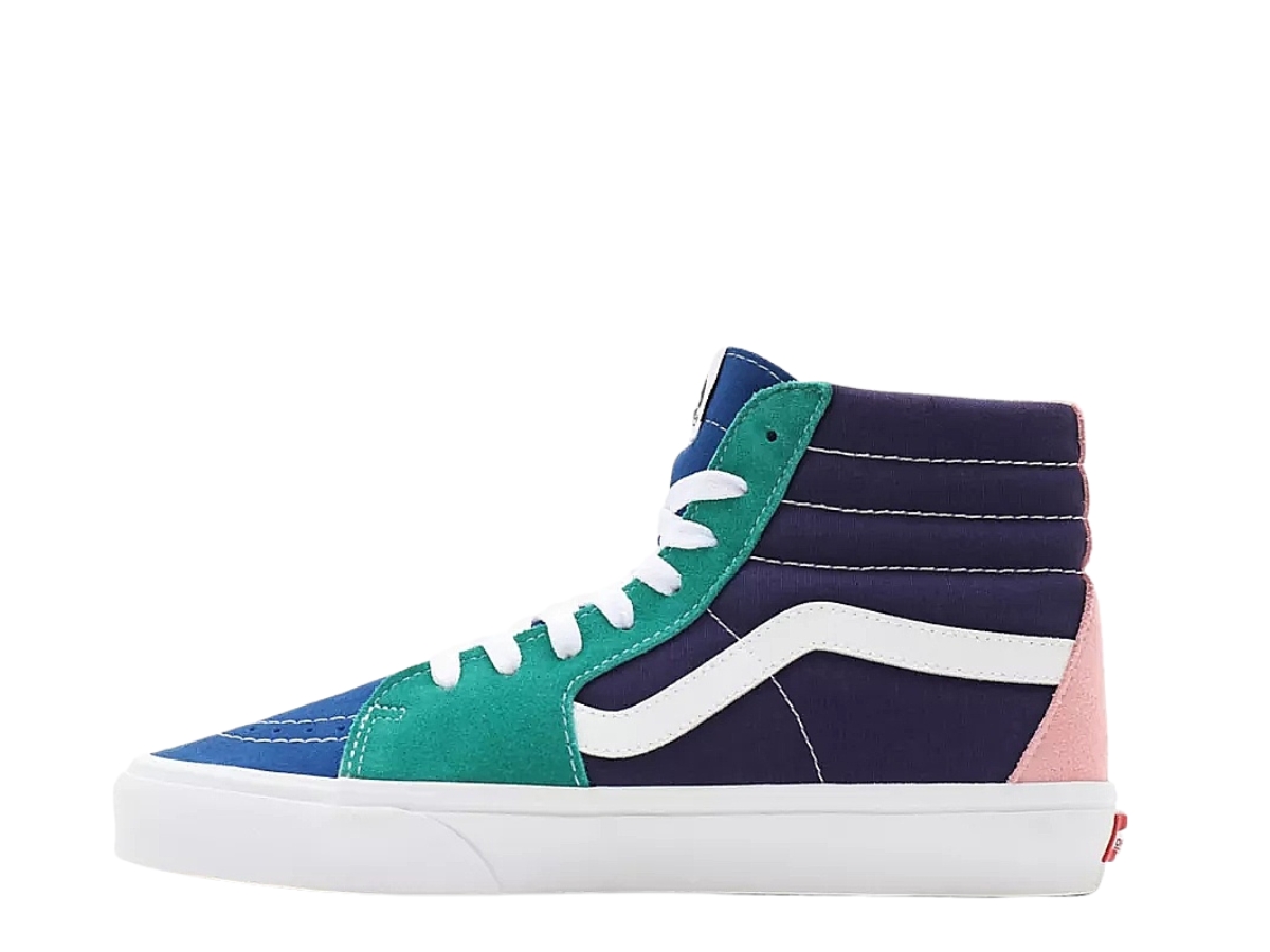 https://d2cva83hdk3bwc.cloudfront.net/vans-sk8-hi-retro-sport-2.jpg