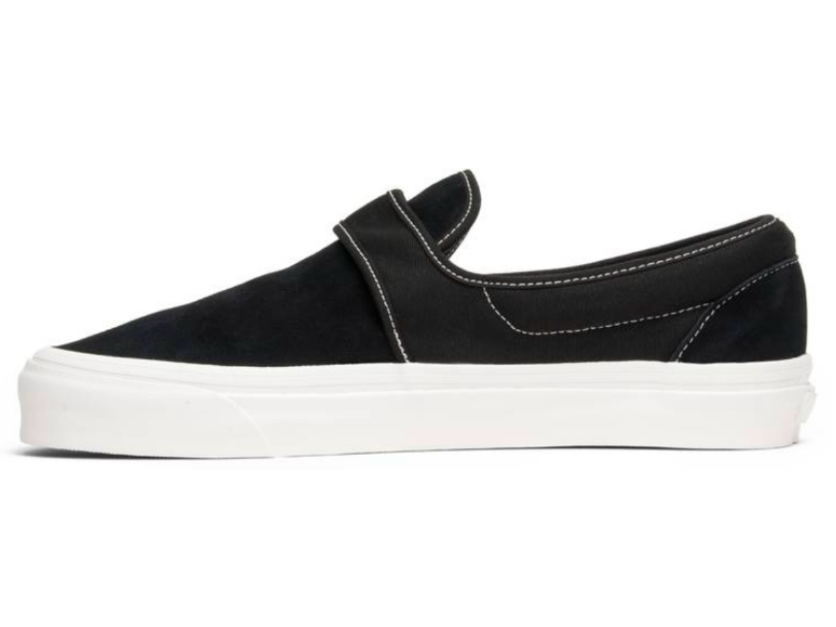 https://d2cva83hdk3bwc.cloudfront.net/vans-slip-on-47-fear-of-god-maxfield-black-suede-2.jpg