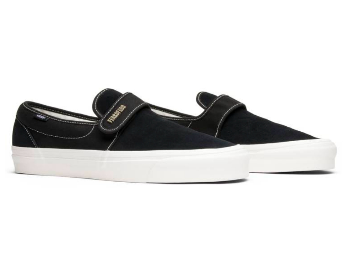 https://d2cva83hdk3bwc.cloudfront.net/vans-slip-on-47-fear-of-god-maxfield-black-suede-3.jpg