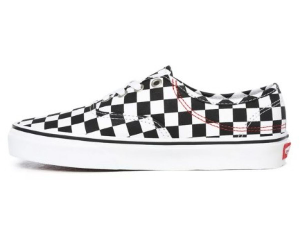 https://d2cva83hdk3bwc.cloudfront.net/vans-ua-authentic-hc-diy-checkerboard---true-whitevans-ua-authentic-hc-diy-checkerboard---true-white-2.jpg