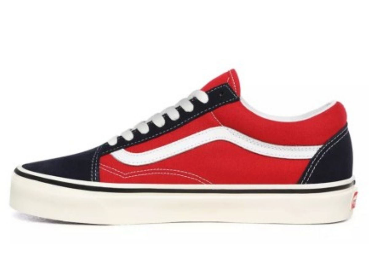 https://d2cva83hdk3bwc.cloudfront.net/vans-ua-old-skool-36-dx-anaheim-factory-og-navy-2.jpg