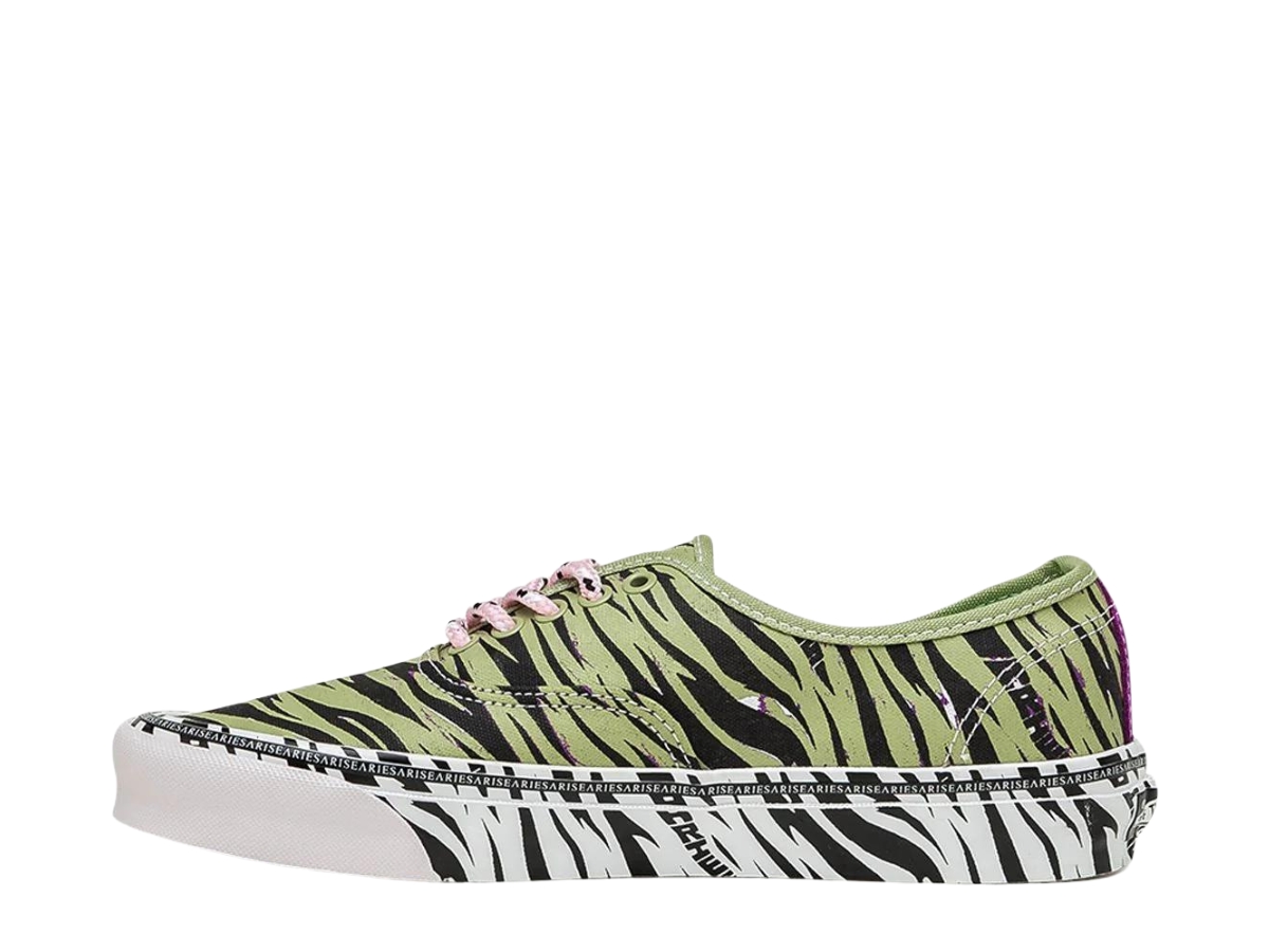 https://d2cva83hdk3bwc.cloudfront.net/vans-vault-ua-og-authentic-lx-x-aries-tiger-olive-2.jpg