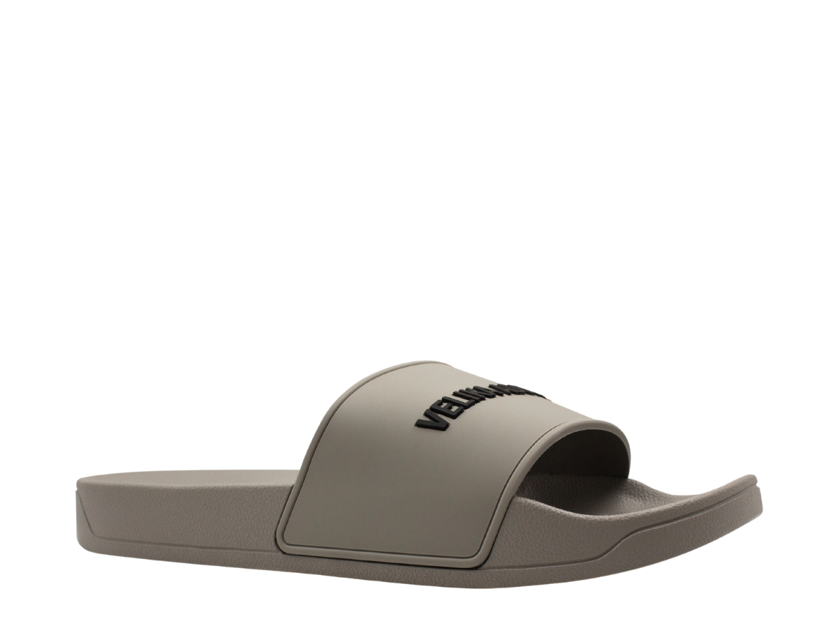 https://d2cva83hdk3bwc.cloudfront.net/velika-logo-slide-sandal-warm-grey-2.jpg