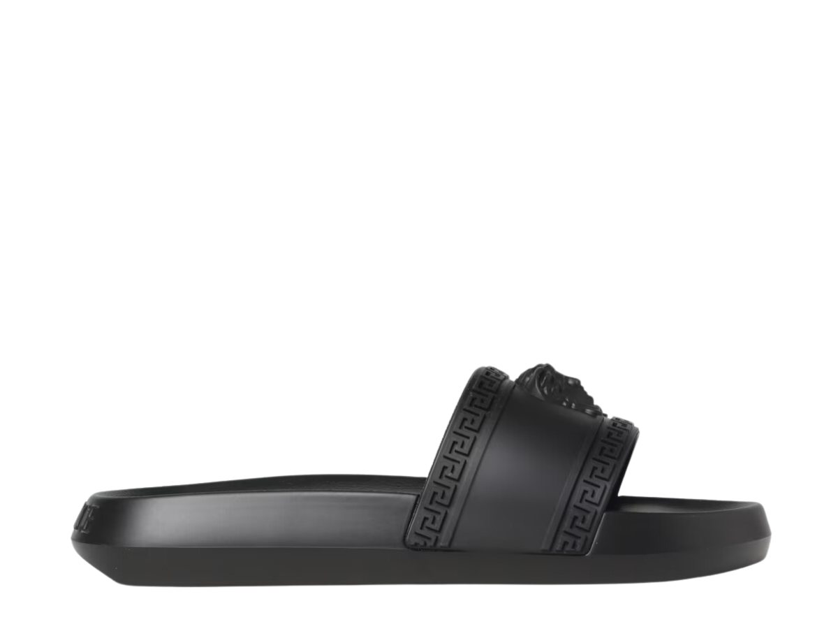 https://d2cva83hdk3bwc.cloudfront.net/versace-slides-in-rubber-with-embossed-medusa-and-greca-black-1.jpg