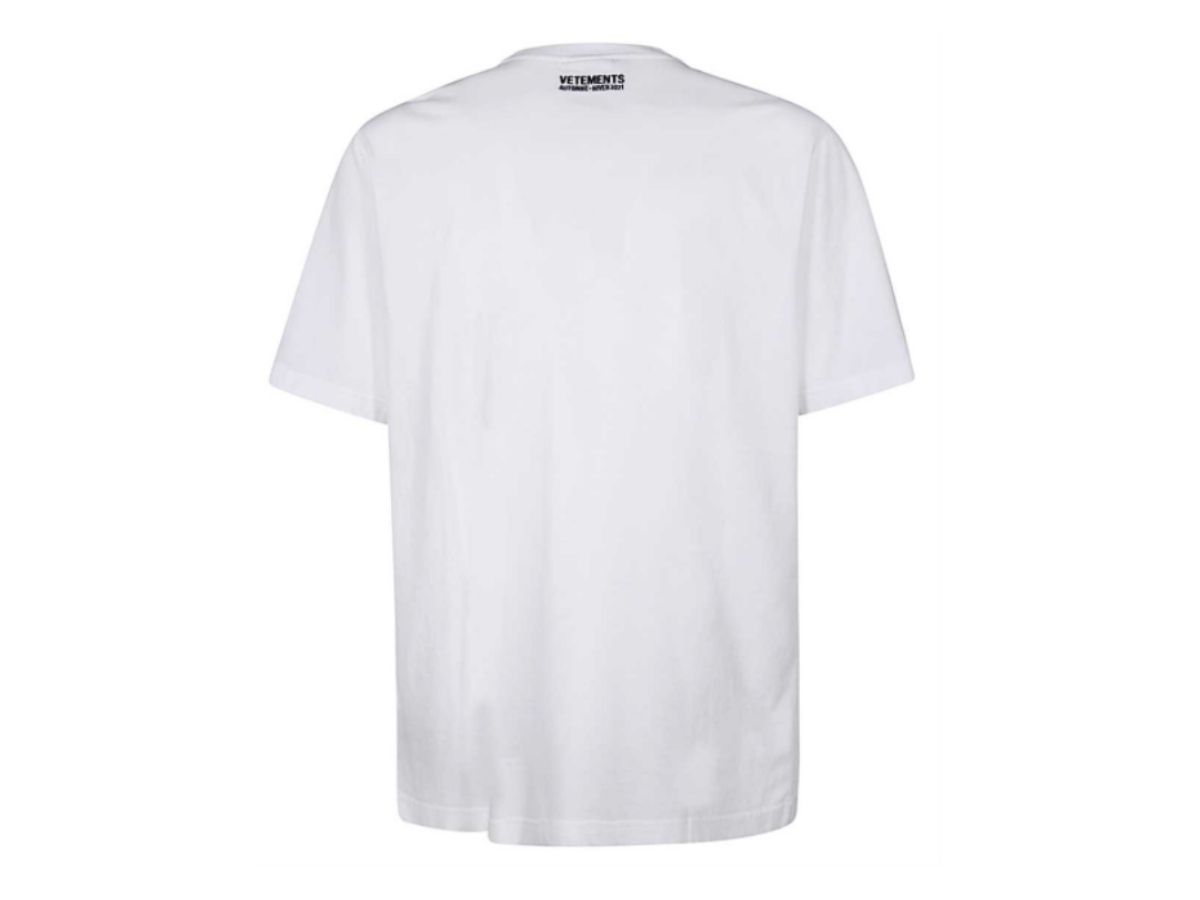 https://d2cva83hdk3bwc.cloudfront.net/vetements-antwerpen-screwed-t-shirt---white-2.jpg