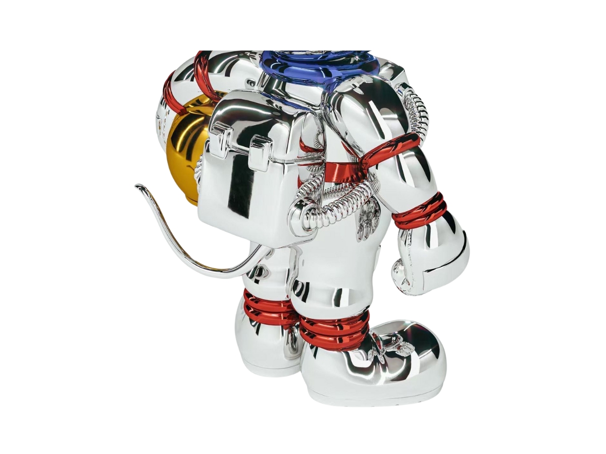 https://d2cva83hdk3bwc.cloudfront.net/vgt_vgt-x-disney-astronaut-mickey-space-commemorative-50cm-limited-edition-trendy-figure-3.jpg