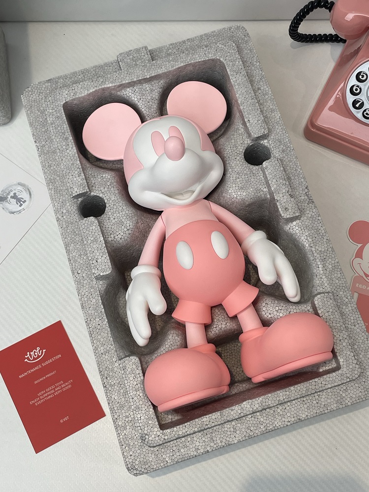 https://d2cva83hdk3bwc.cloudfront.net/vgt_vgt-x-disney-genuine-authorized-ego-mickey-pink-400--series-limited-trendy-ornaments-5.jpg