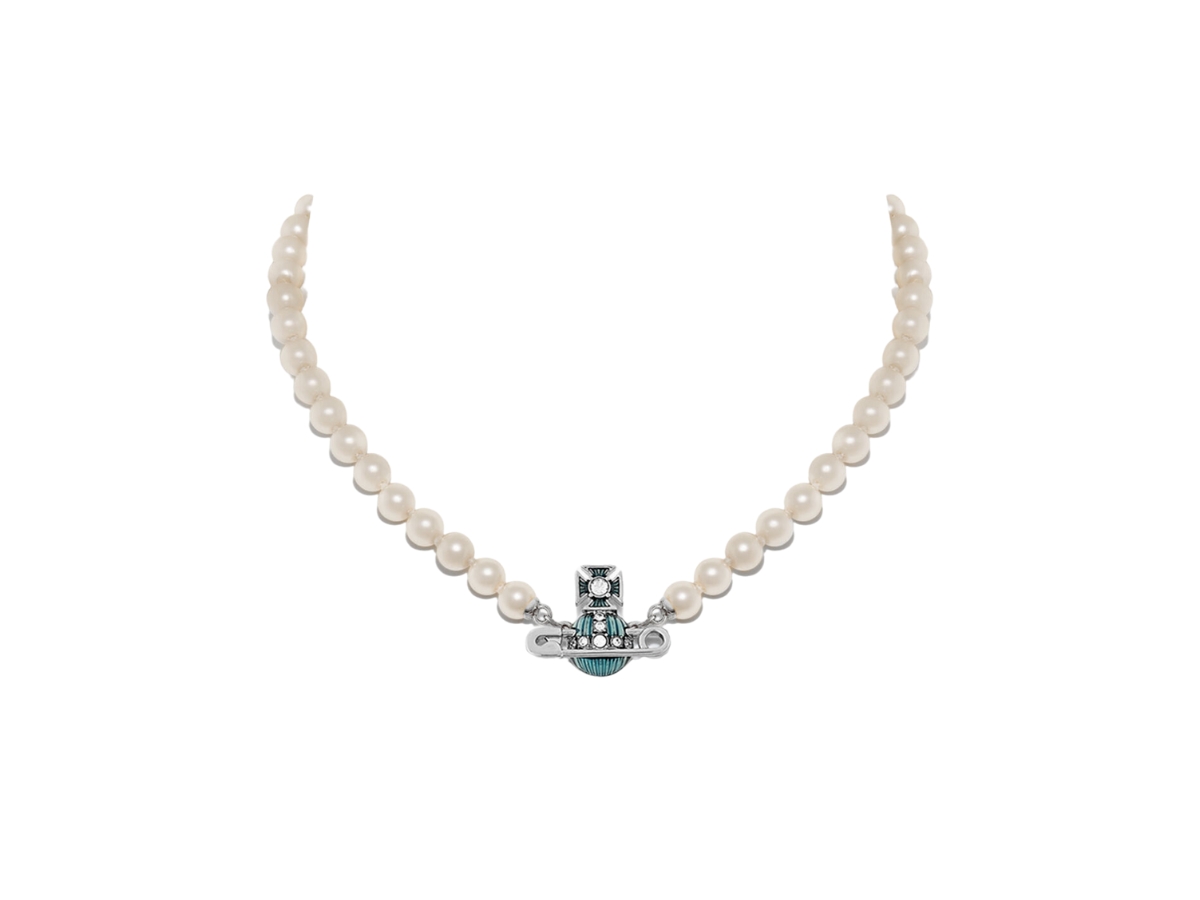 https://d2cva83hdk3bwc.cloudfront.net/vivienne-westwood-kitty-pearl-necklace-in-pin-motif-and-orb-silhouette-embellished-with-pearl-silver-tone-plating-2.jpg