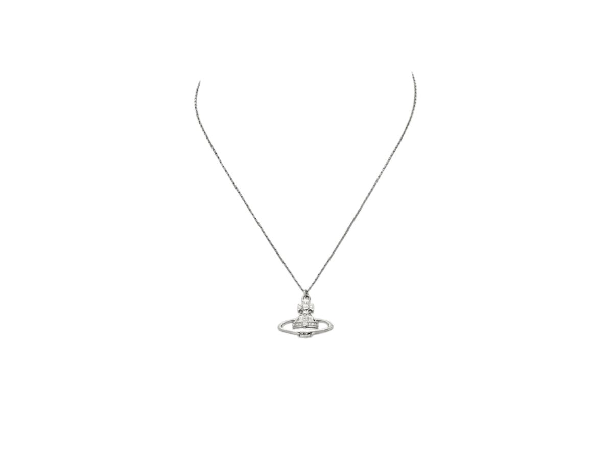 https://d2cva83hdk3bwc.cloudfront.net/vivienne-westwood-suzie-pendant-platinum-1.jpg