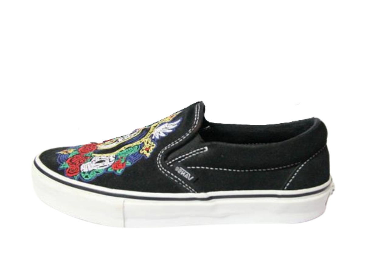 https://d2cva83hdk3bwc.cloudfront.net/vln-espsvsolmms-vans-slip-on-lx-mama-muerte-suede-2.jpg