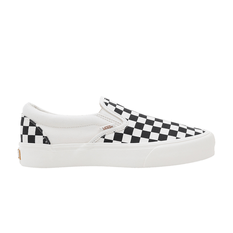 https://d2cva83hdk3bwc.cloudfront.net/vn0007nc1kp-vans-slip-on-vr3-black-marshmallow-checkerboard-1.jpg
