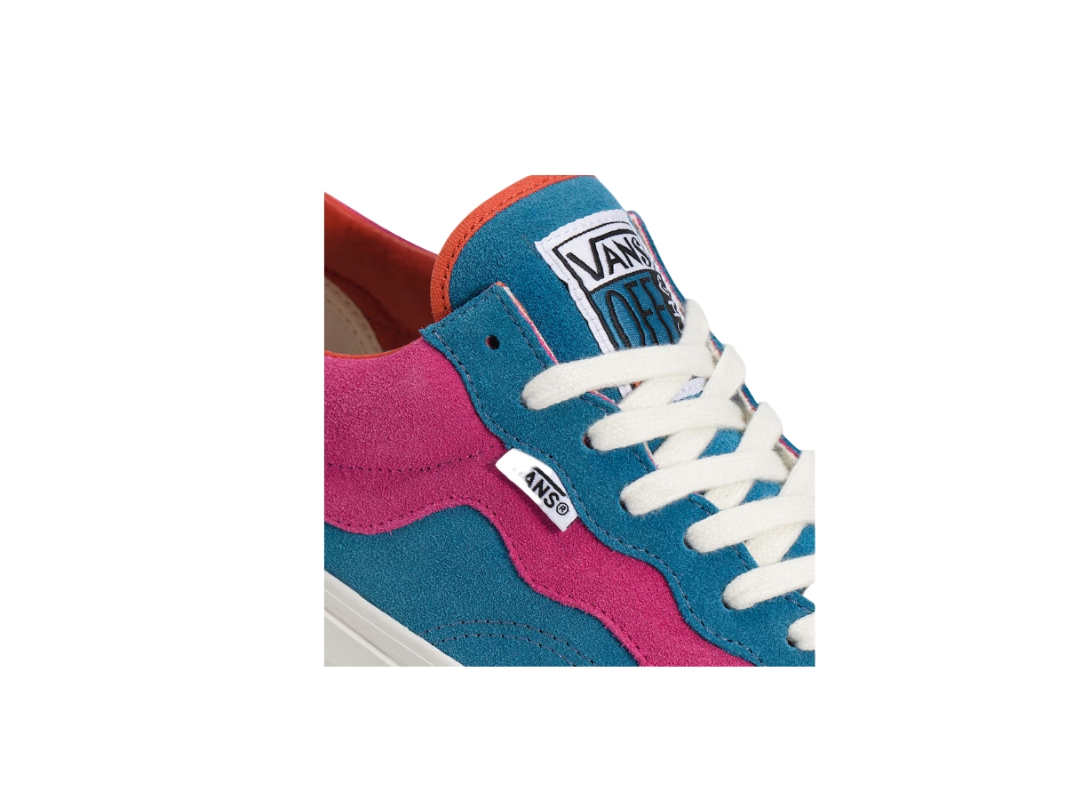 https://d2cva83hdk3bwc.cloudfront.net/vn000y11hfc-vans-x-parra-otw-old-skool-36-parra-midnight-4.jpg