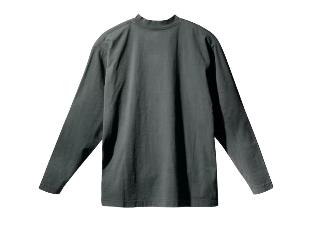 https://d2cva83hdk3bwc.cloudfront.net/yeezy-gap-logo-longsleeve-tee-dark-green-2.jpg