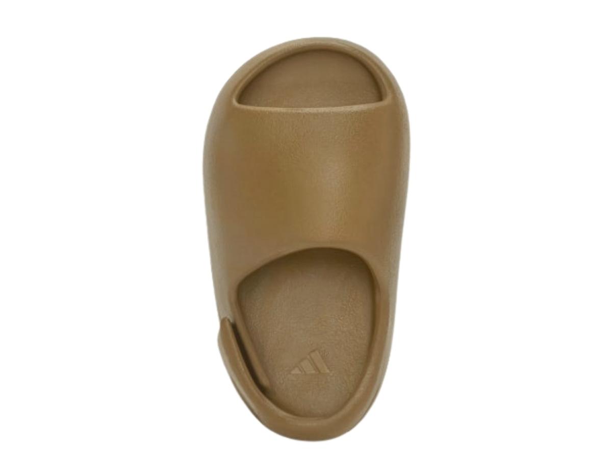 https://d2cva83hdk3bwc.cloudfront.net/yeezy-slide-ochre--infants--3.jpg