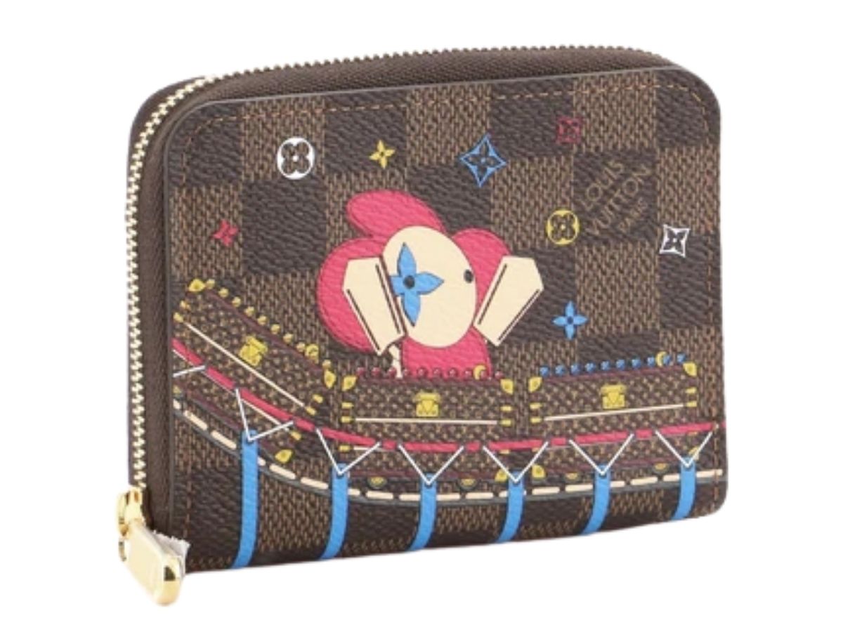 https://d2cva83hdk3bwc.cloudfront.net/zippy-coin-purse-limited-edition-vivienne-xmas-damier-2.jpg